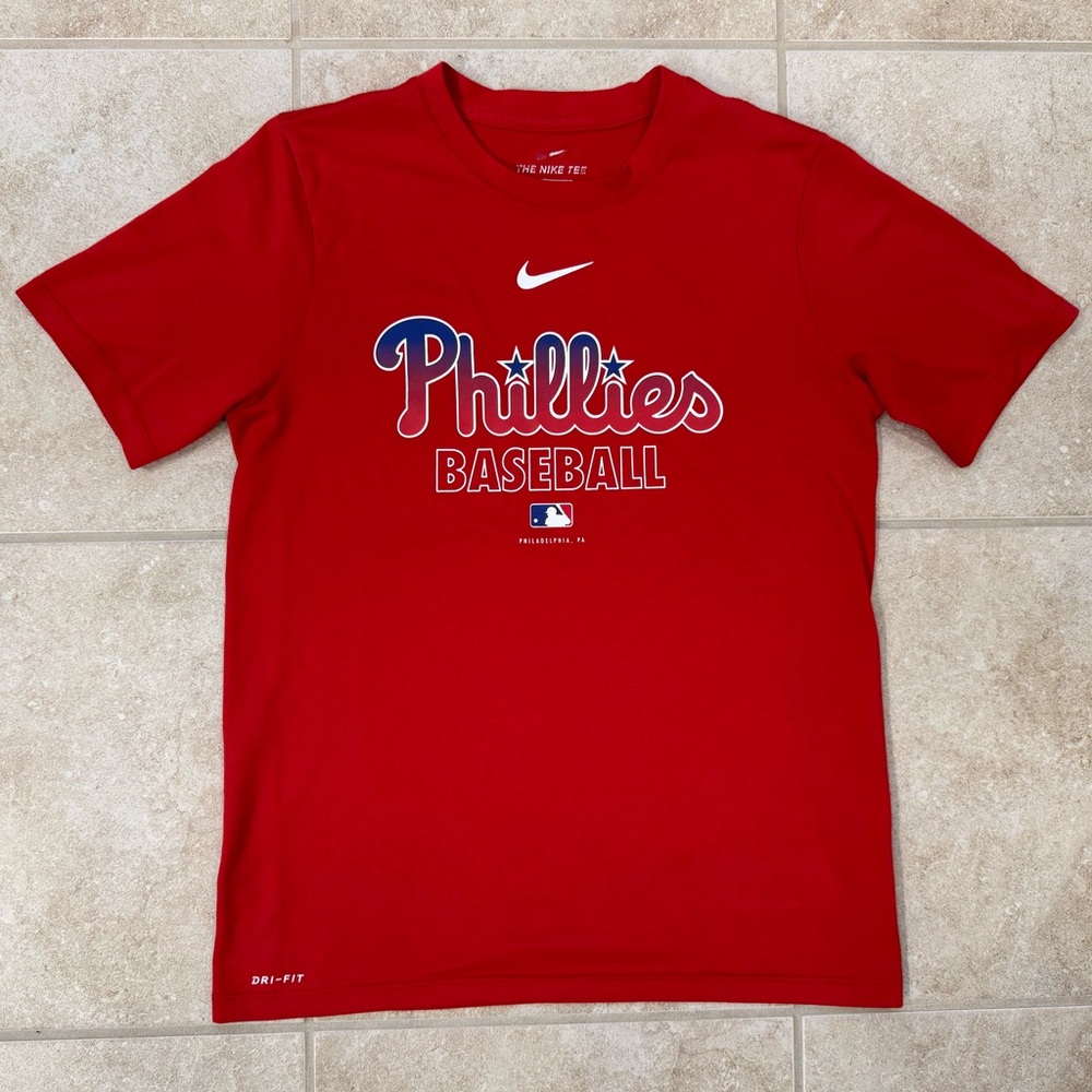 Philadelphia Phillies Dri-FIT Youth T-Shirt 
Size:Large (14-16)
Color:Red/White